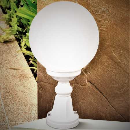 Sockelleuchte außen weiß