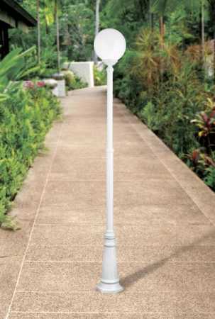 weiße Gartenleuchte 250cm