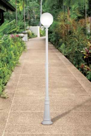 weiße Gartenleuchte 250cm