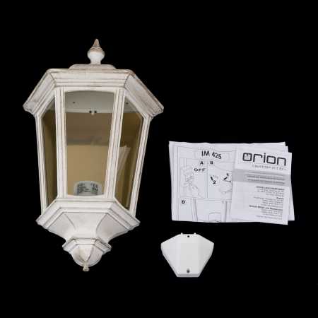 weiße Wandlampe