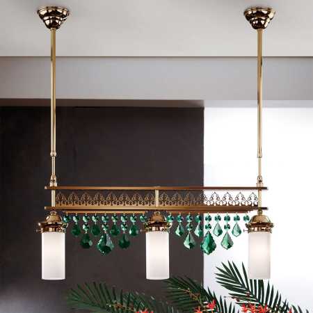 Hängeleuchte mit grünen Kristallen