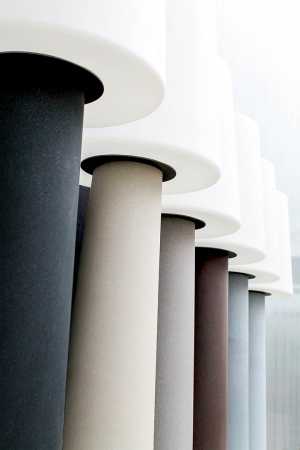 Stehende Aussenleuchte weiß