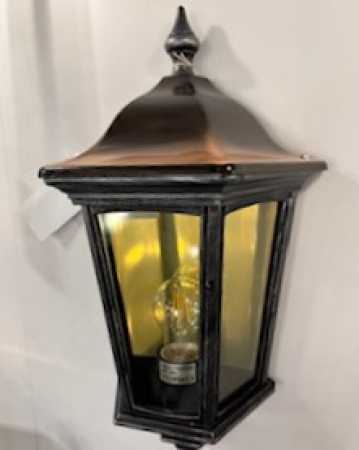 Klassische Außenwandlampe