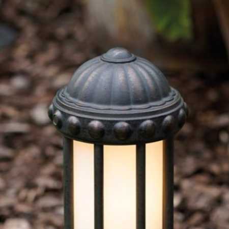 klassische Sockelleuchte Prato