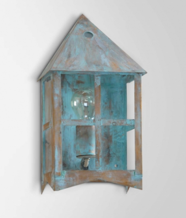 Außenleuchte im Landhausstil