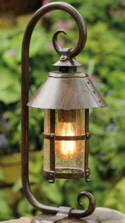 Aussenlampe im Landhausstil