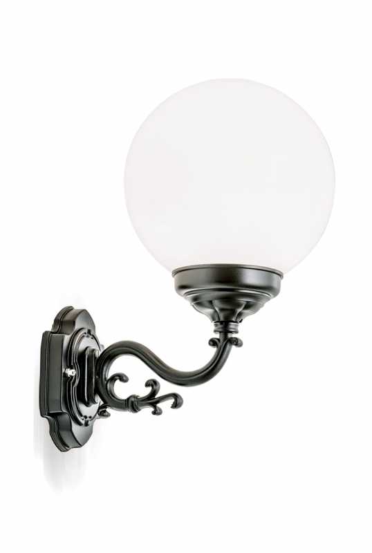 Klassische Wandleuchte außen