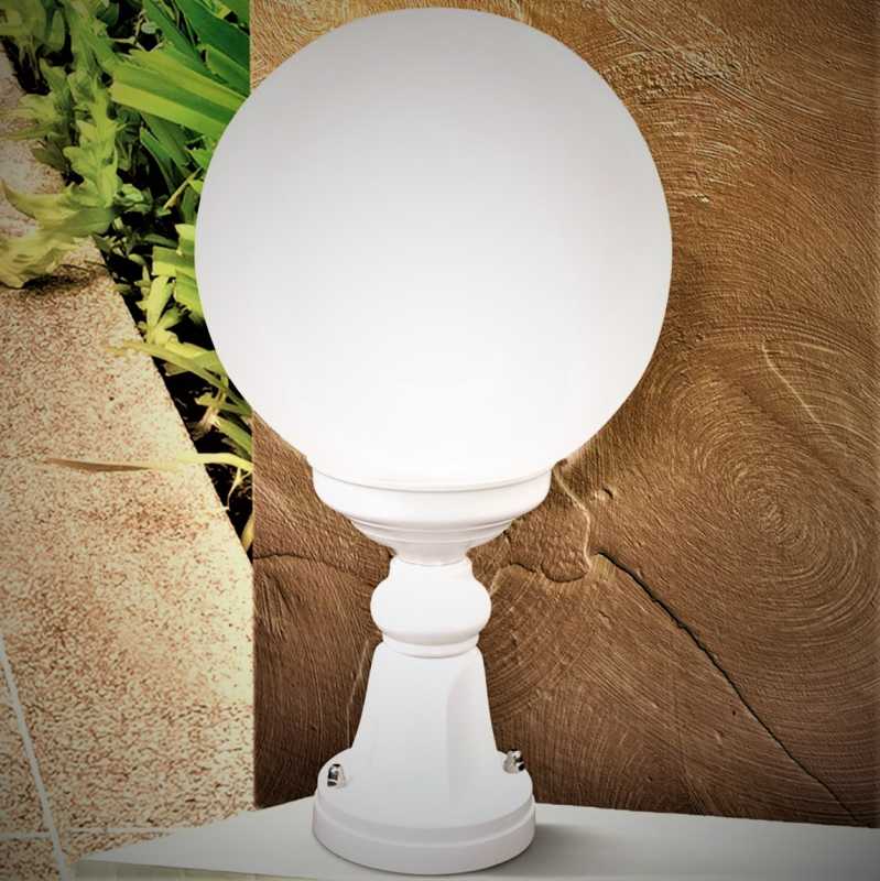 Sockelleuchte außen weiß