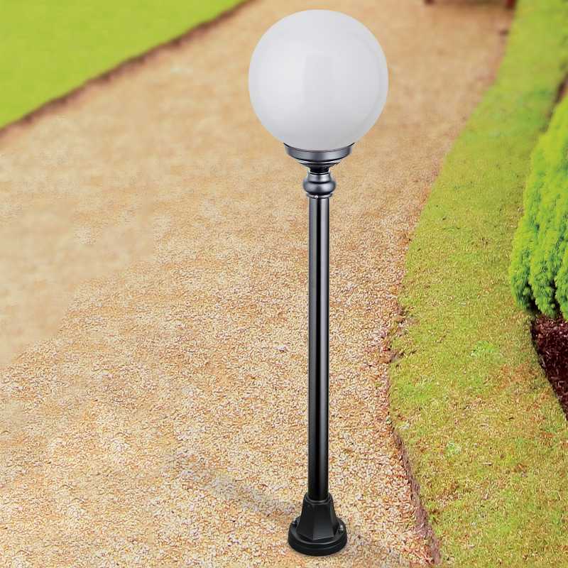 Klassische Gartenleuchte