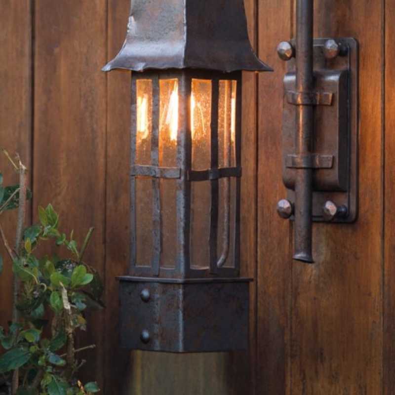 exklusive Aussenwandleuchte 114cm