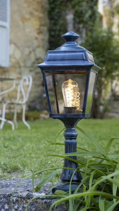 Laternen-Sockelleuchte