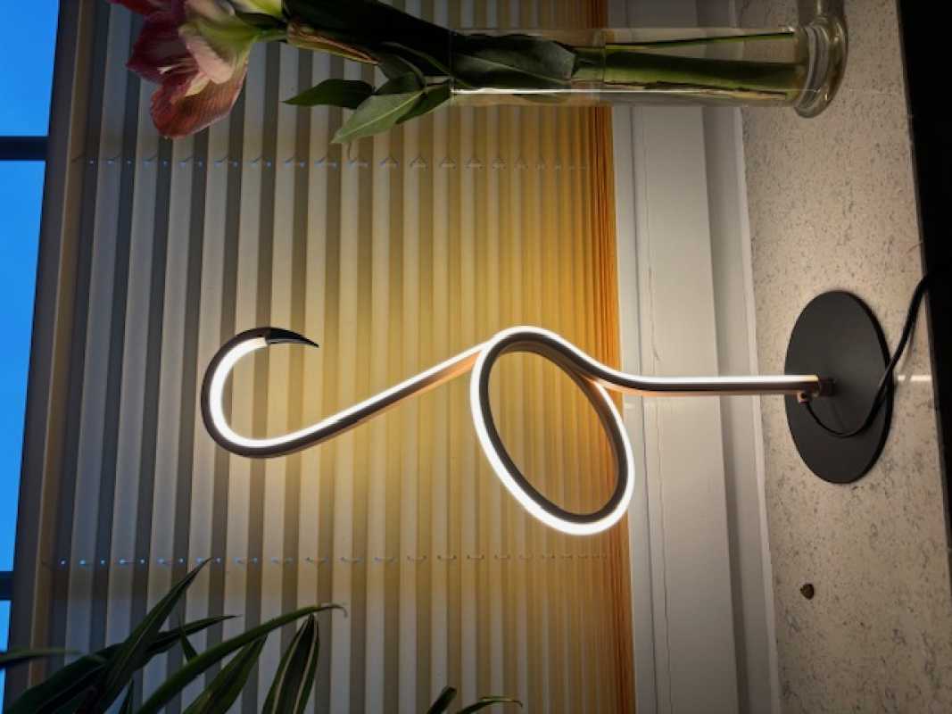 moderne LED-Tischlampe Flamingo