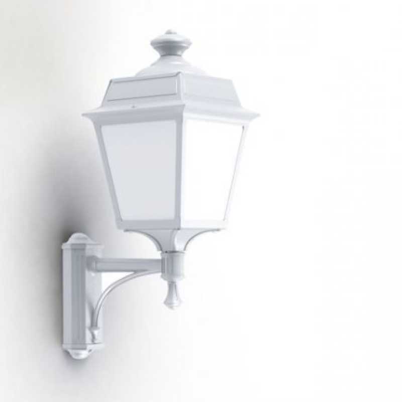 klassische Wandlaterne Landhausstil