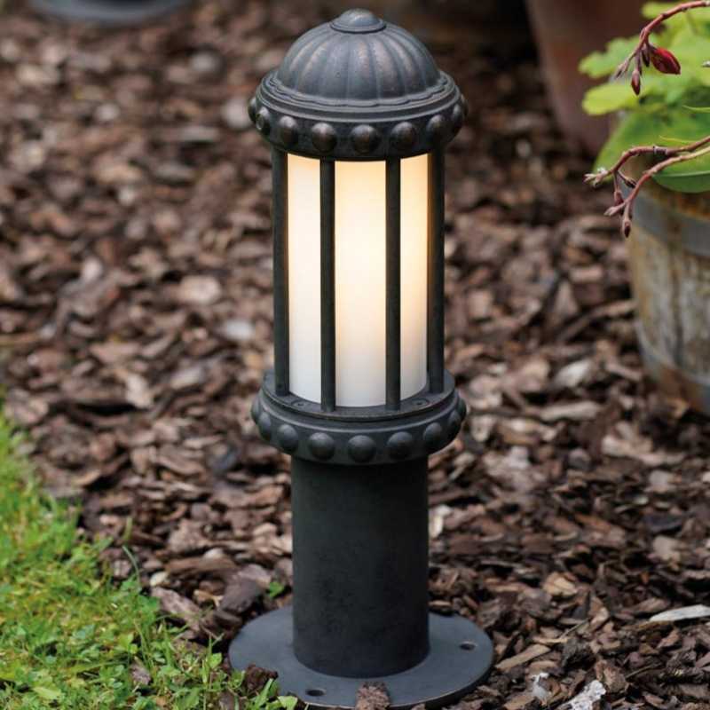 klassische Sockelleuchte Prato