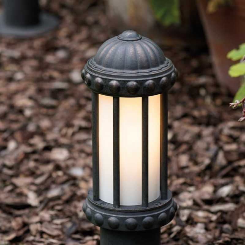 klassische Sockelleuchte Prato