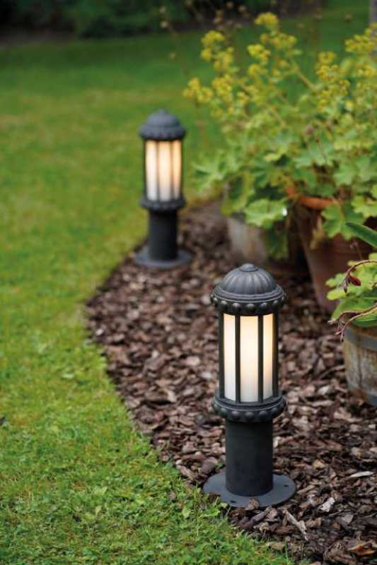 klassische Sockelleuchte Prato