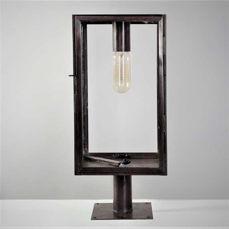 Hochwertige Sockelleuchte