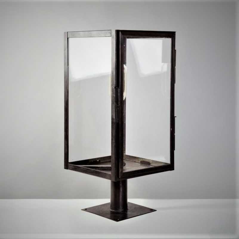 Hochwertige Sockelleuchte