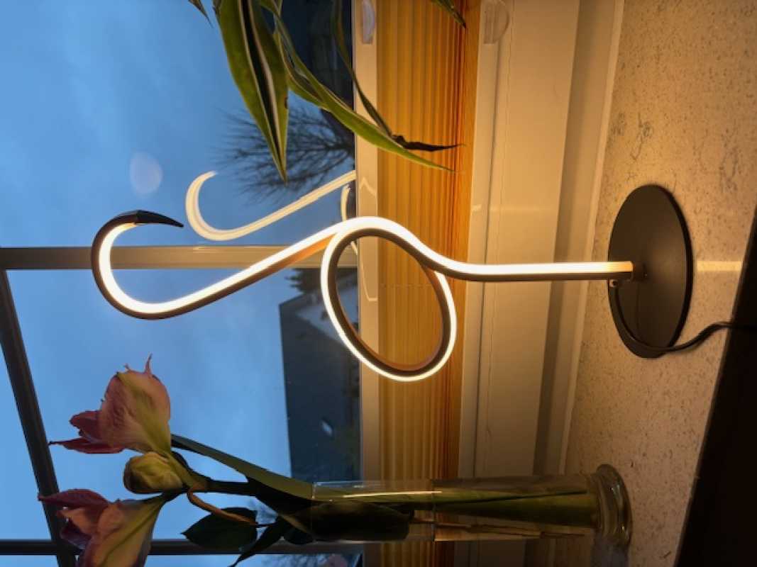 moderne LED-Tischlampe Flamingo